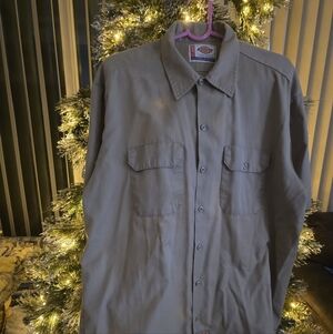 Dickies Tan Short Sleeve Shirt.